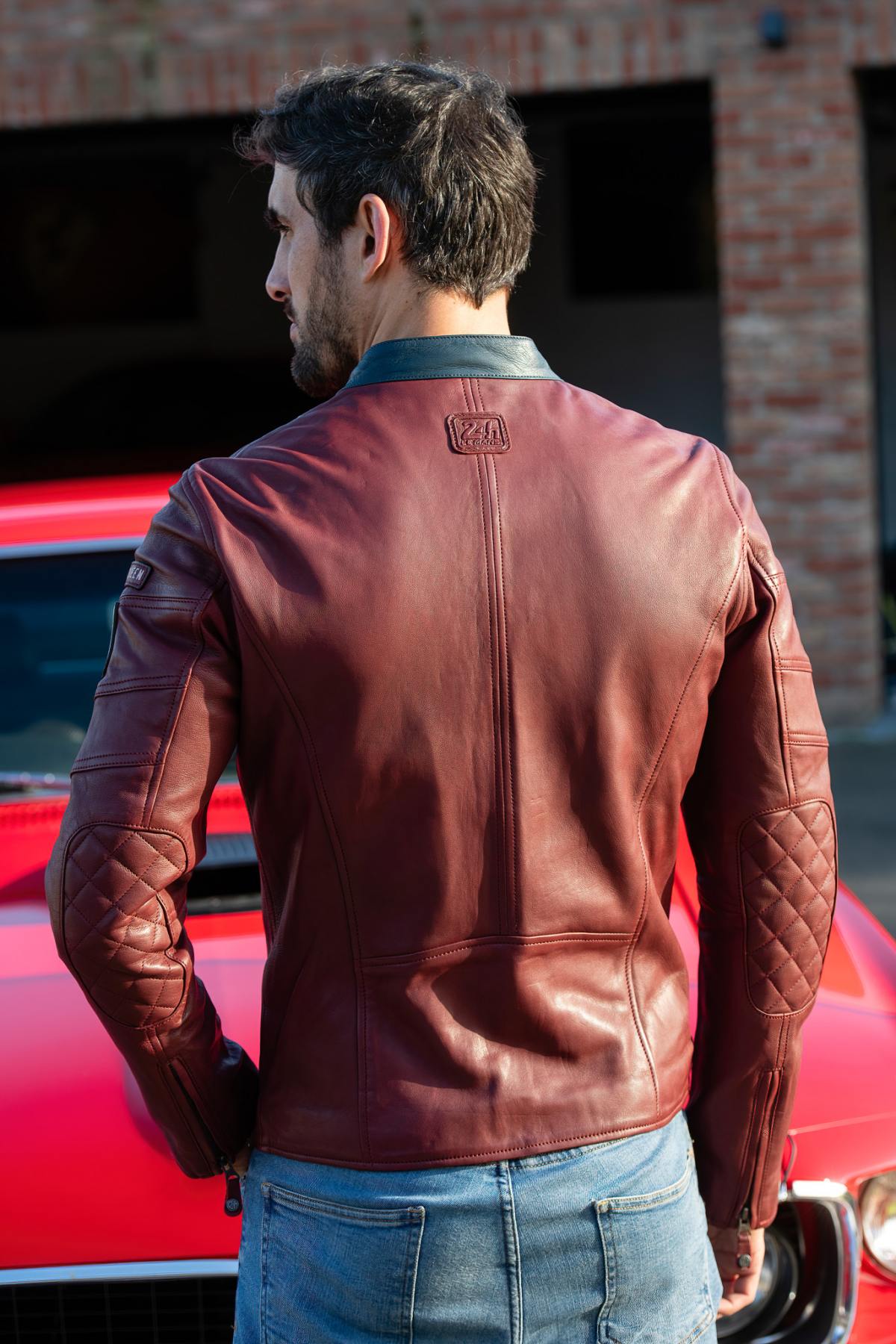 Dark red sheepskin, biker edge, all-season wear. A McQueen classic. - Image n°4