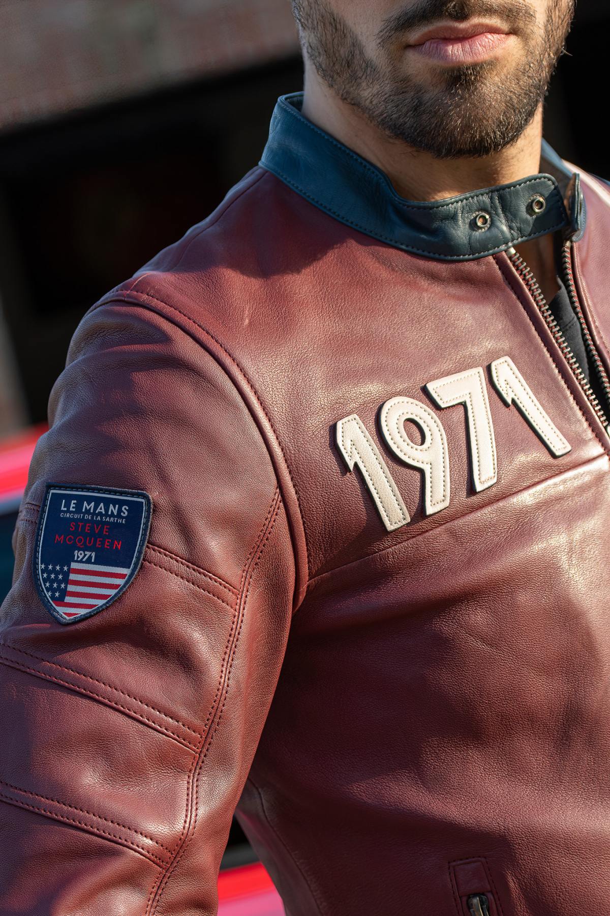Dark red sheepskin, biker edge, all-season wear. A McQueen classic. - Image n°5