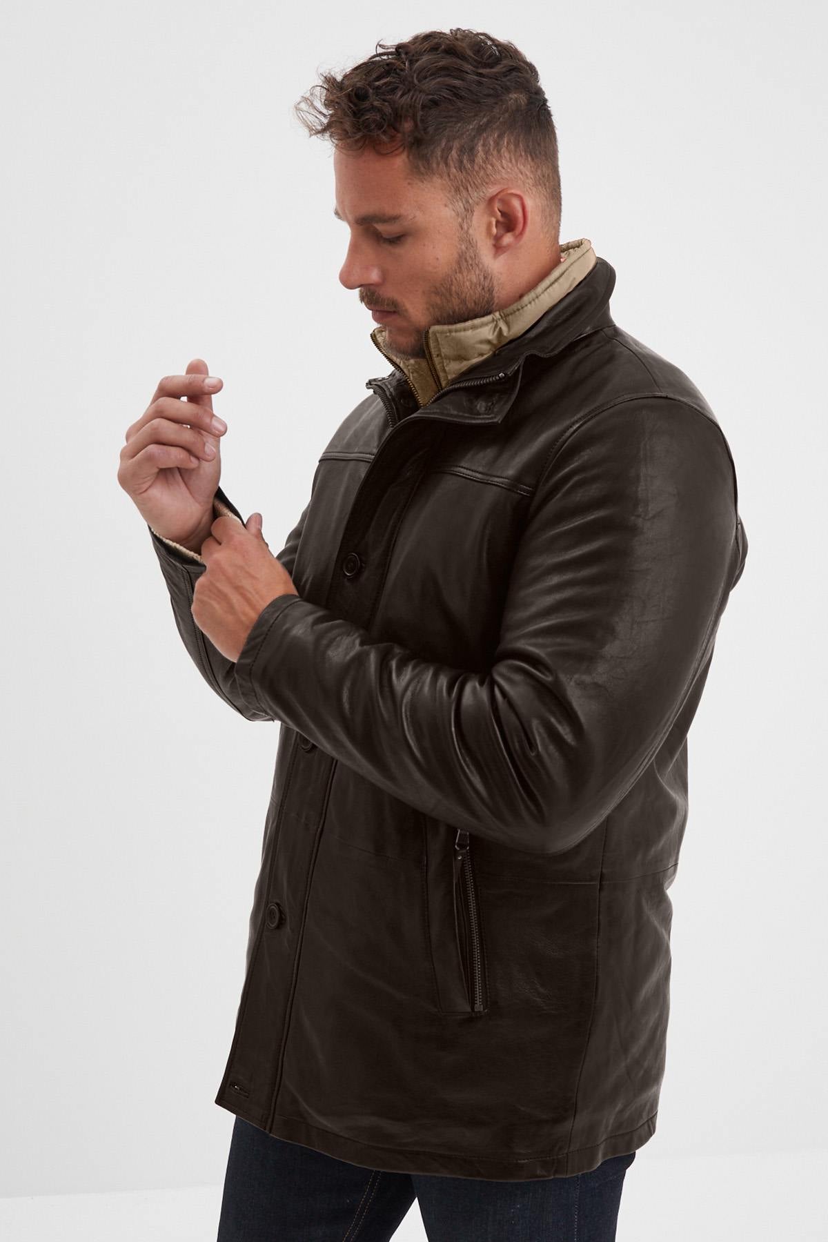Daytona's reddish-brown sheepskin jacket: rugged, refined, timeless. - Image n°5