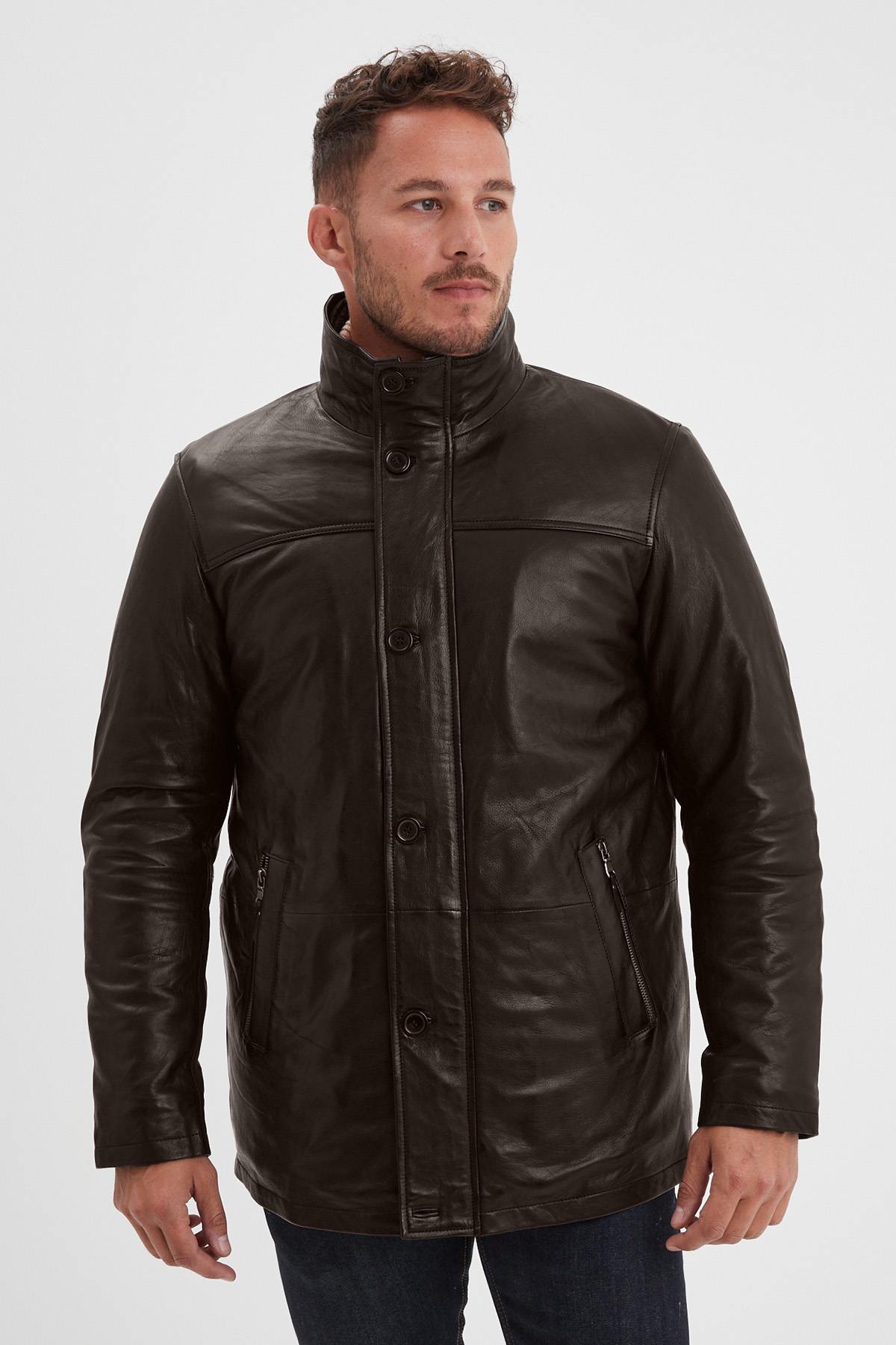 Daytona's reddish-brown sheepskin jacket: rugged, refined, timeless. - Image n°2