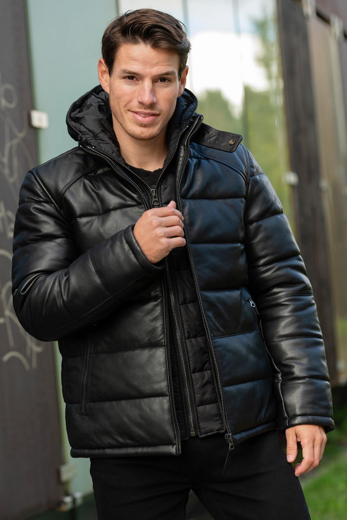 Black leather down jacket with removable hood - Image n°6