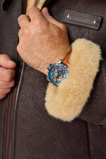 Reversed sheep leather bomber in brown and beige, warm and durable. - Image n°8