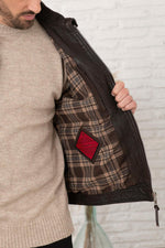 Rich brown sheepskin jacket-supple, durable, and timelessly stylish. - Image n°4