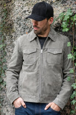 Soft anthracite suede jacket in buffalo leather. Timeless and refined. - Image n°6