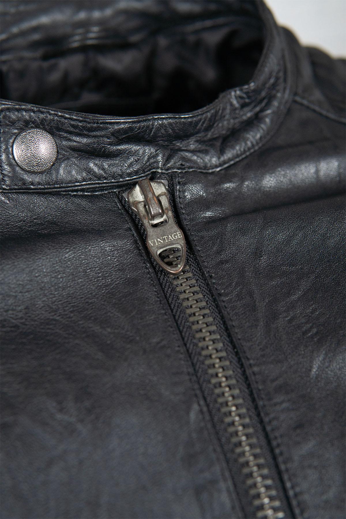 - Image n°6