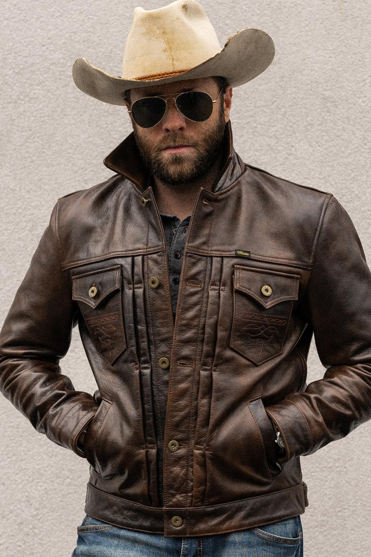 Rustic mahogany buffalo leather trucker jacket with western stitching. - Image n°11