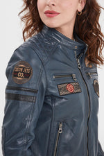 A short sheep leather jacket in blue, ideal for sporty-casual style. - Image n°11