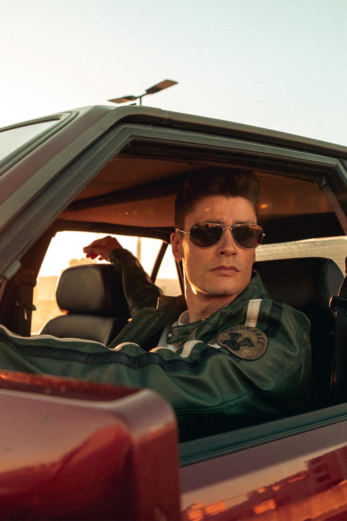 Vintage green racing leather jacket - Image n°4