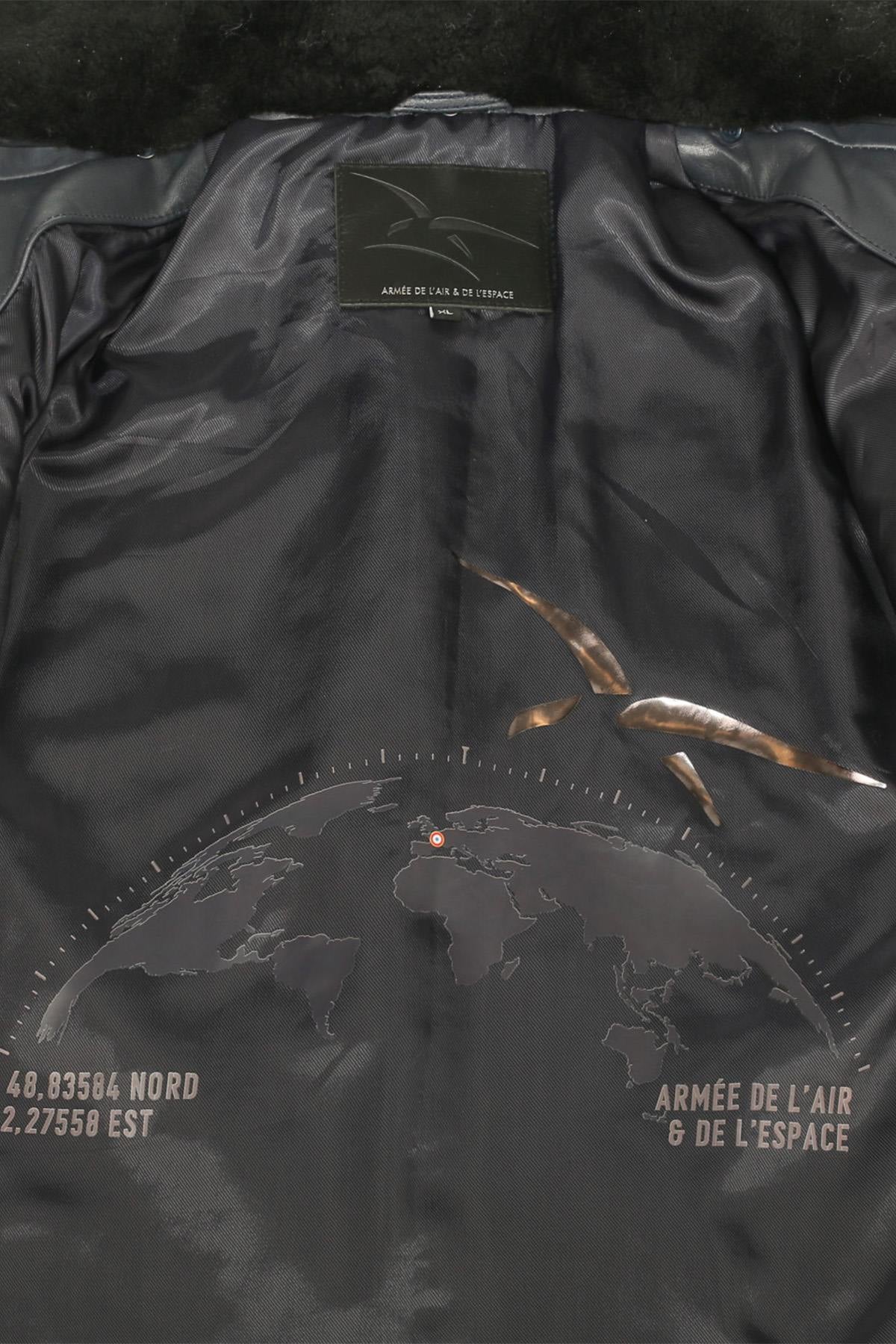French brown lambskin aviator jacket. Detachable fur collar. - Image n°3