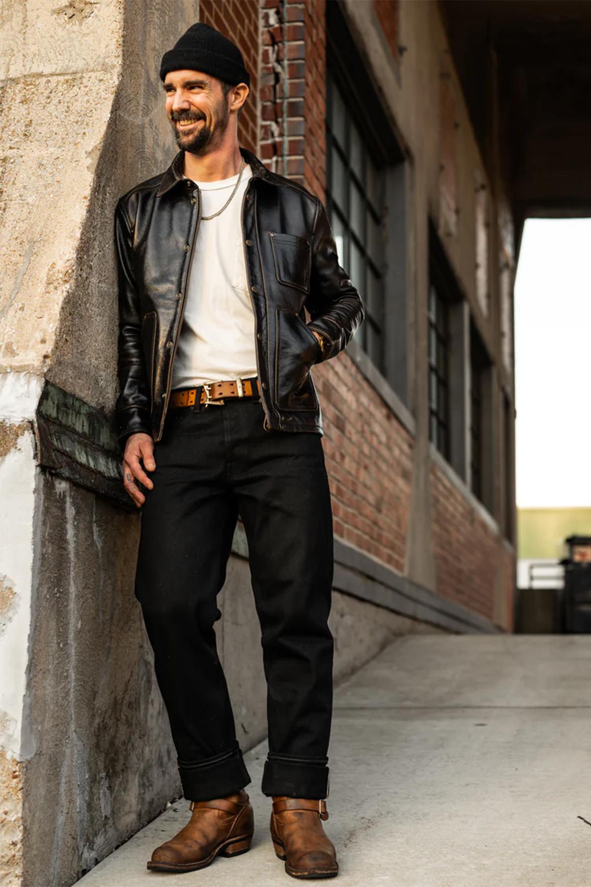 Black leather worker jacket with shirt collar - Image n°5