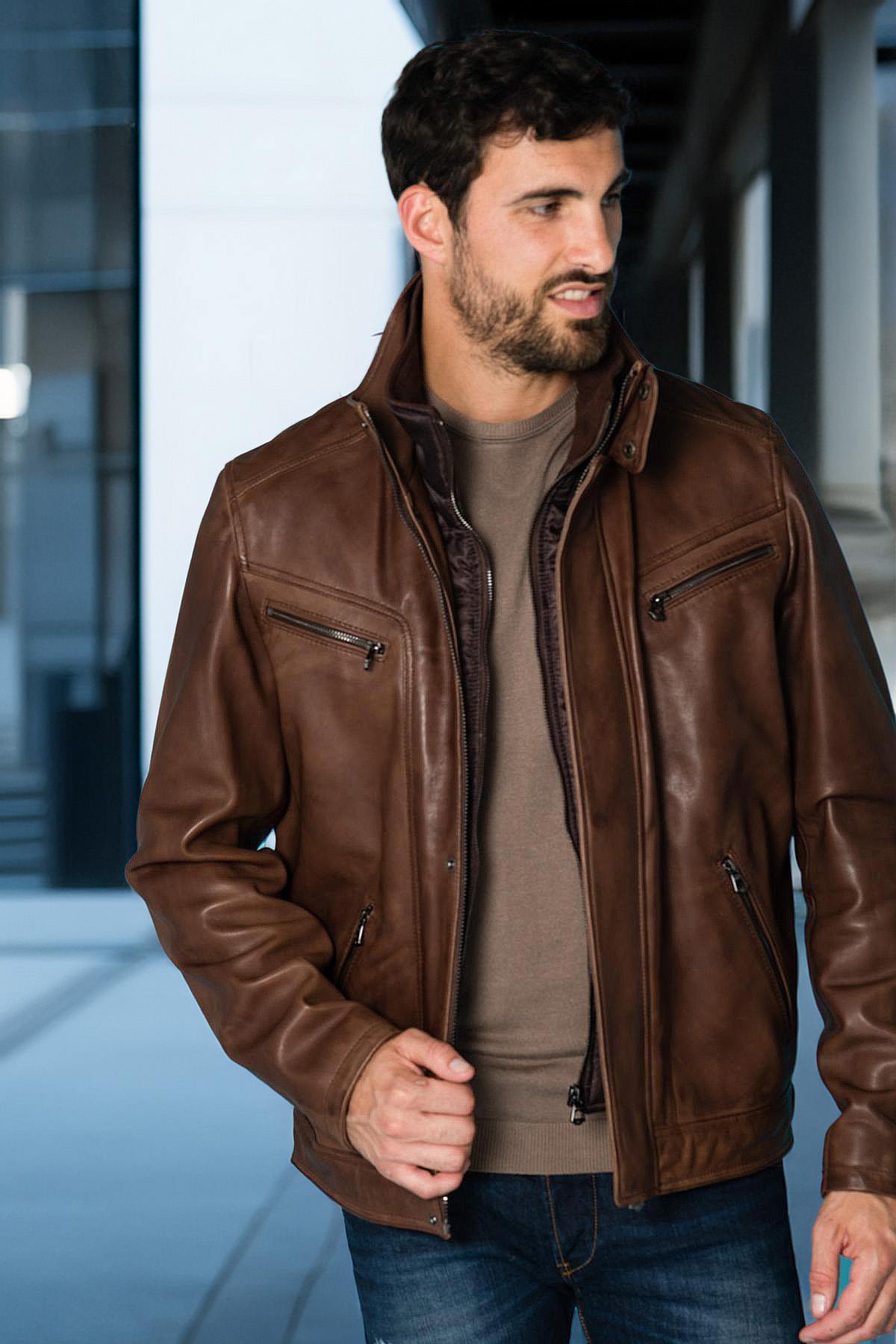Daytona's sheep manila leather jacket: supple and adaptable. - Image n°1