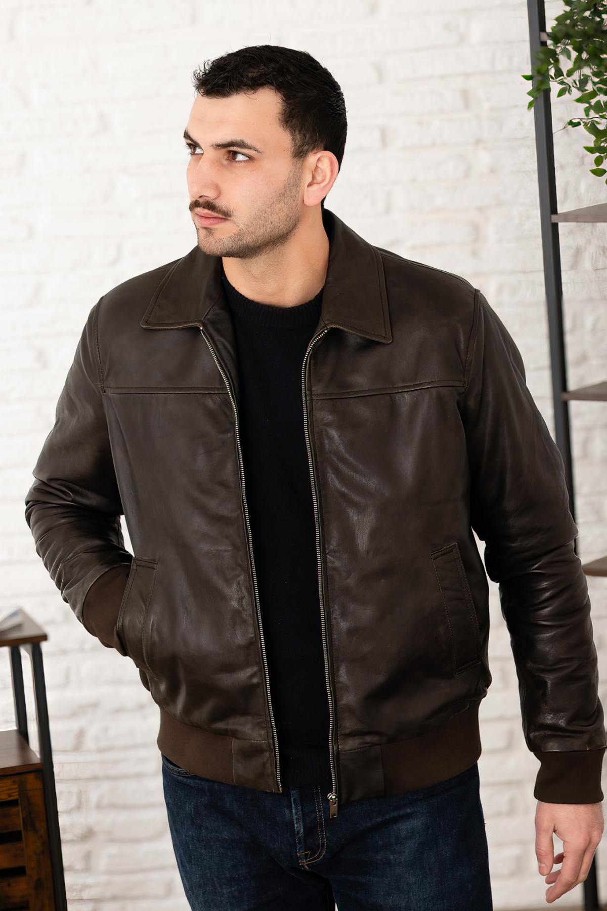 Serge Pariente's used green lambsheep leather jacket. Detachable hood. - Image n°7