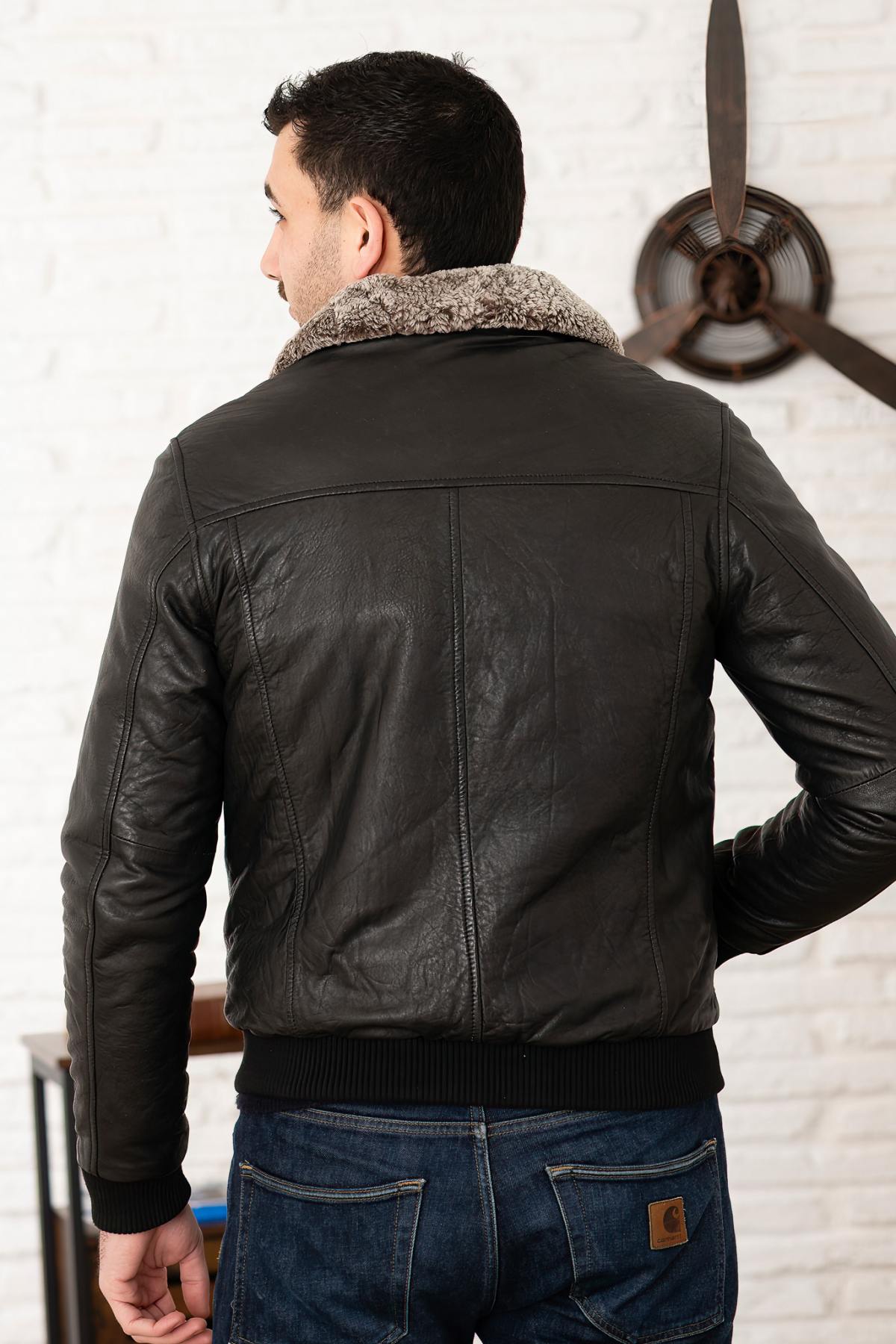 Black leather bomber jacket with fur collar - Image n°2