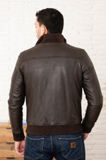 A 2000s classic reborn in supple lambskin for effortless urban style. - Image n°2