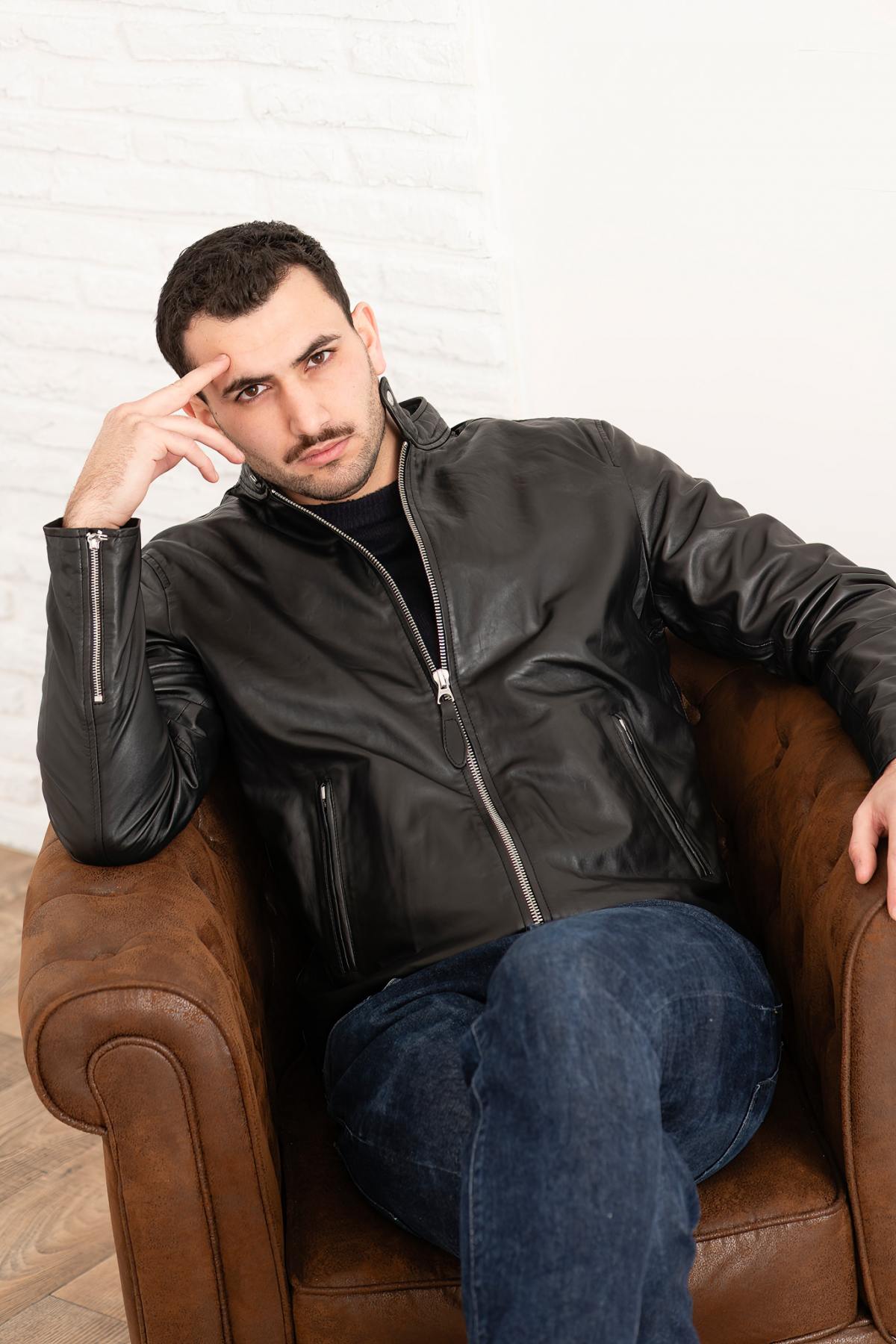 Schott's black lambskin jacket: timeless biker style, soft and light. - Image n°2