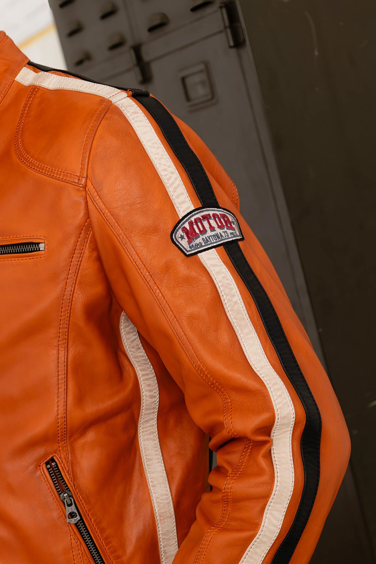 Vintage Biker Style Orange Leather Biker Collar Jacket - Image n°5