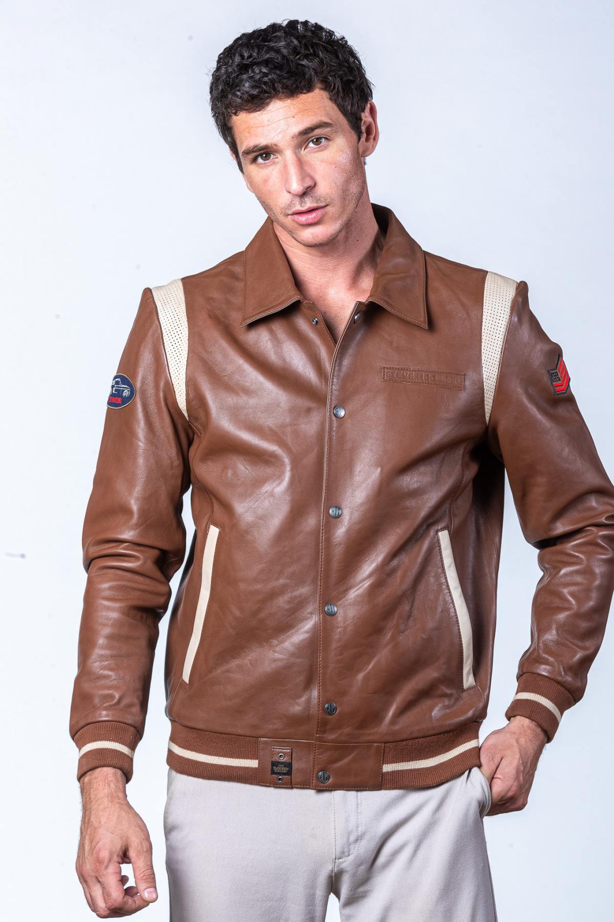 Maroon tortoisesed lambsheep leather jacket, motorsport-inspired. - Image n°4