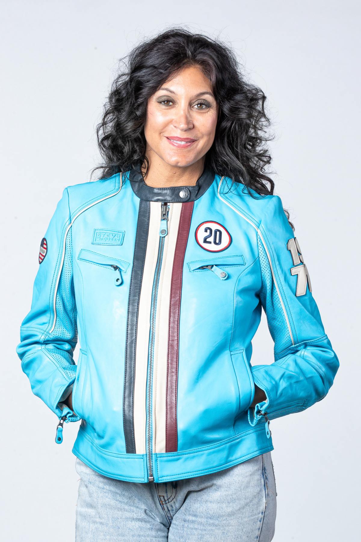 Nordic blue lambskin jacket with 1971 motorsport-inspired details. - Image n°4