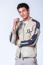 McQueen's legacy in ecru lambskin. A relaxed fit for all seasons. - Image n°3