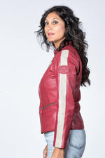 Racing red sheepskin jacket, slim and sporty, for a feminine touch. - Image n°4