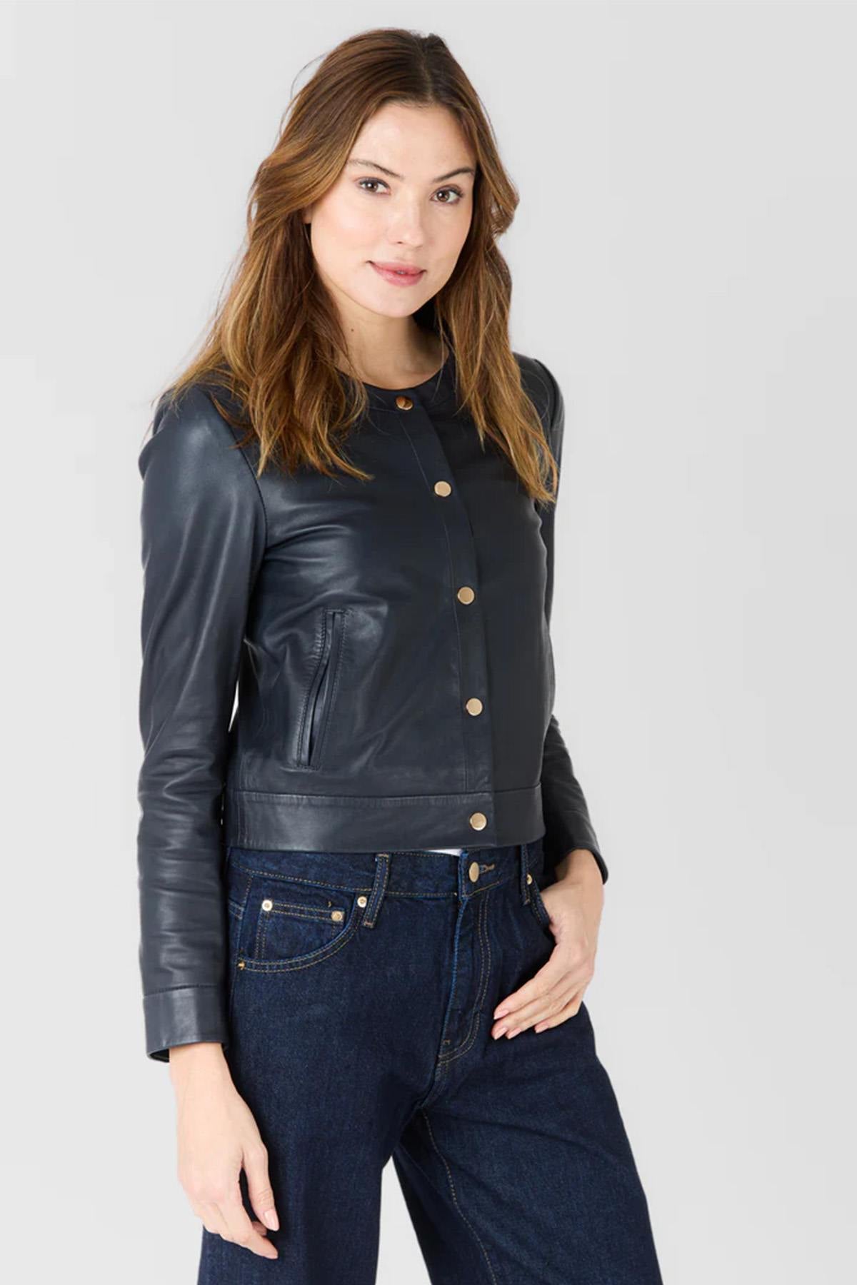 Short, thin and lightweight blue leather jacket with crew neck - Image n°1