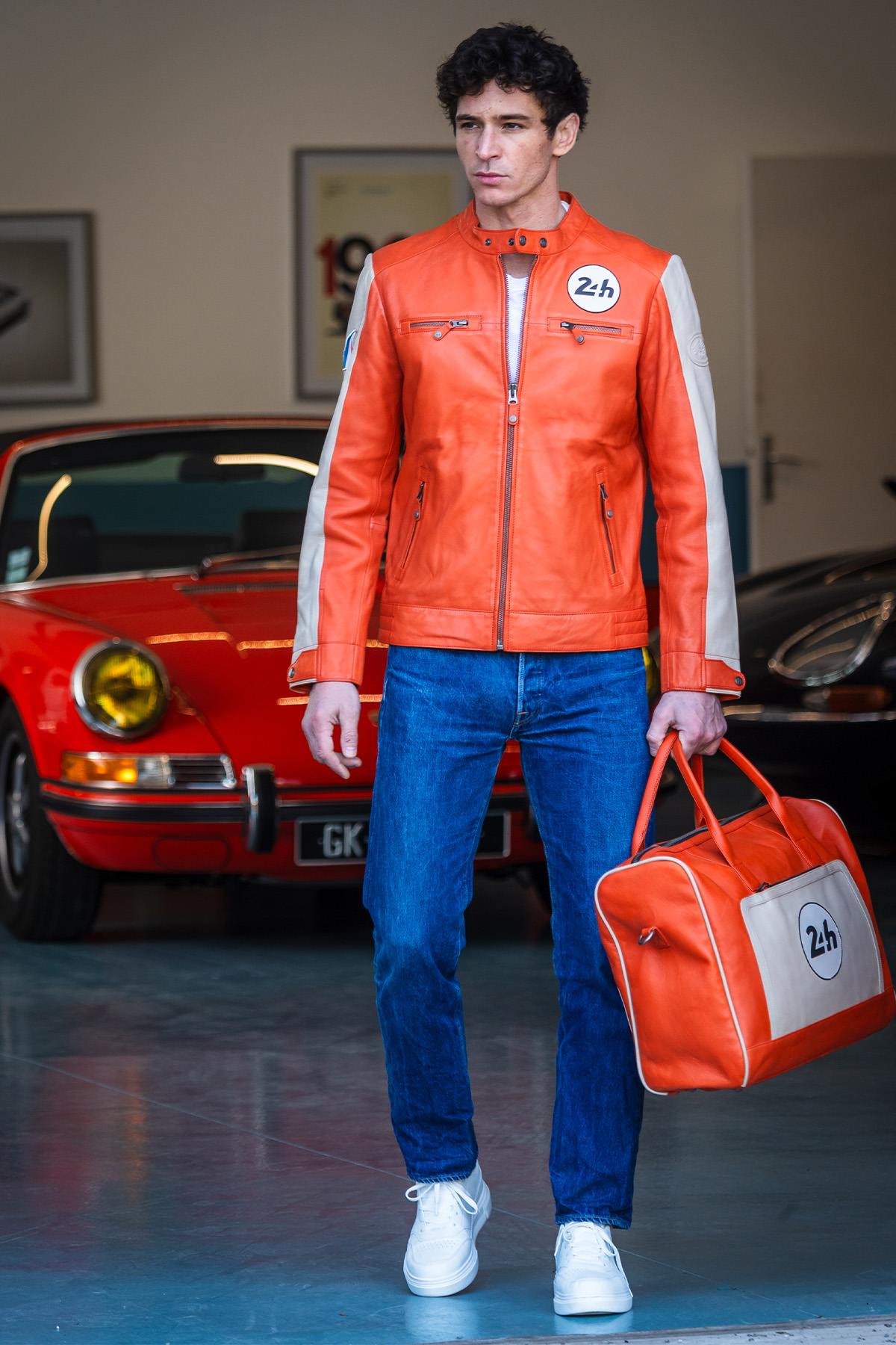 24H Le Mans orange and ecru leather travel bag - Image n°6
