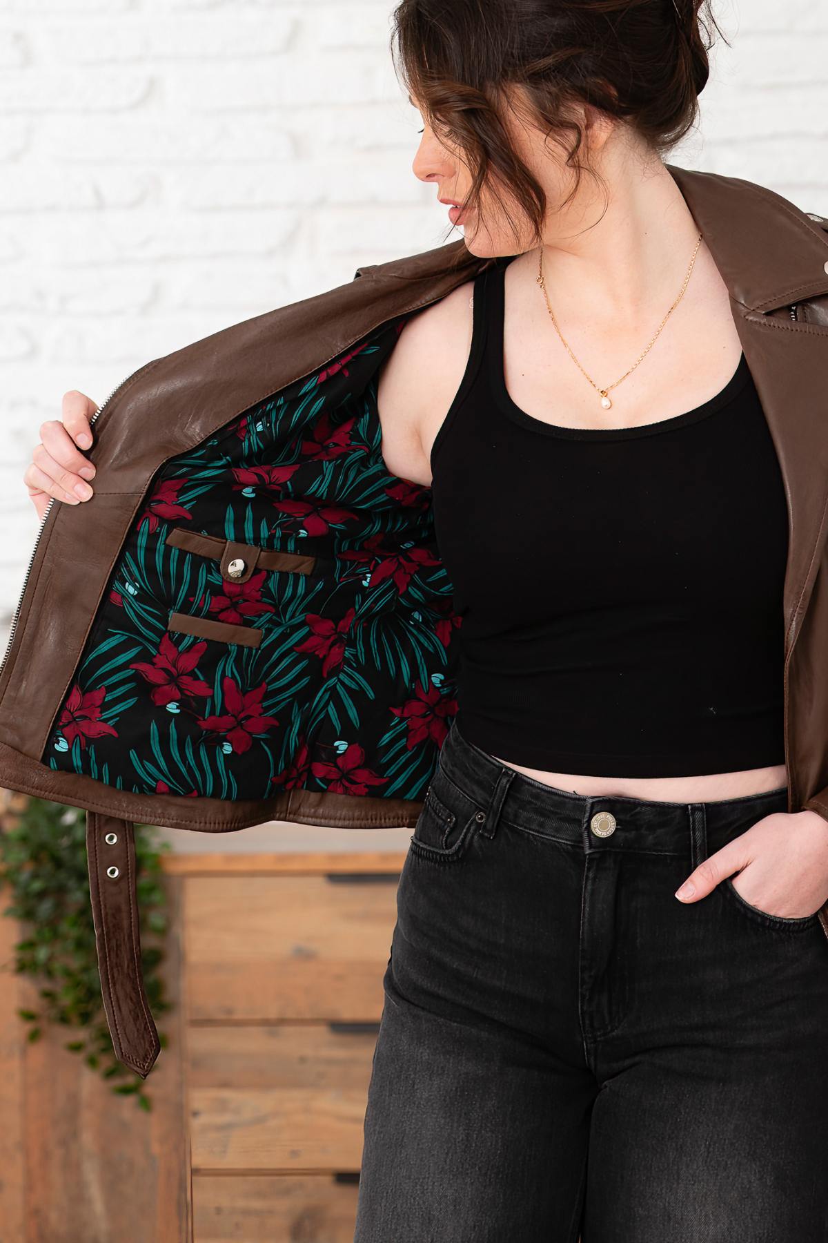 Bison-colored leather biker jacket - Image n°7