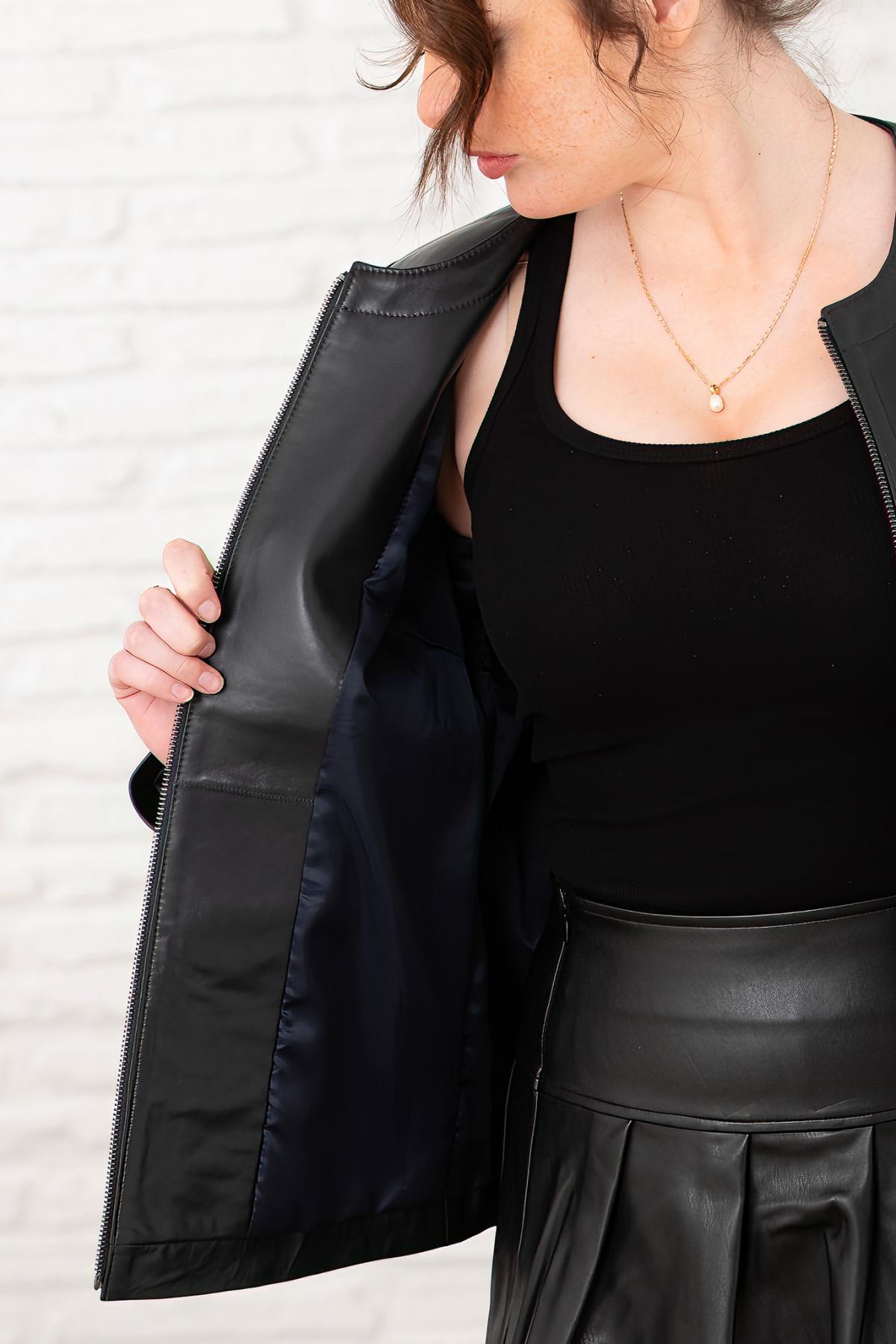 Spencer in fine navy blue leather - Image n°8