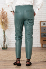 Trendy jade-colored leather jogpants - Image n°4