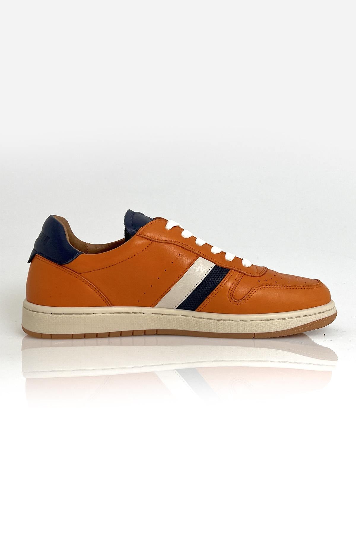 Steve McQueen orange leather sneakers - Image n°4