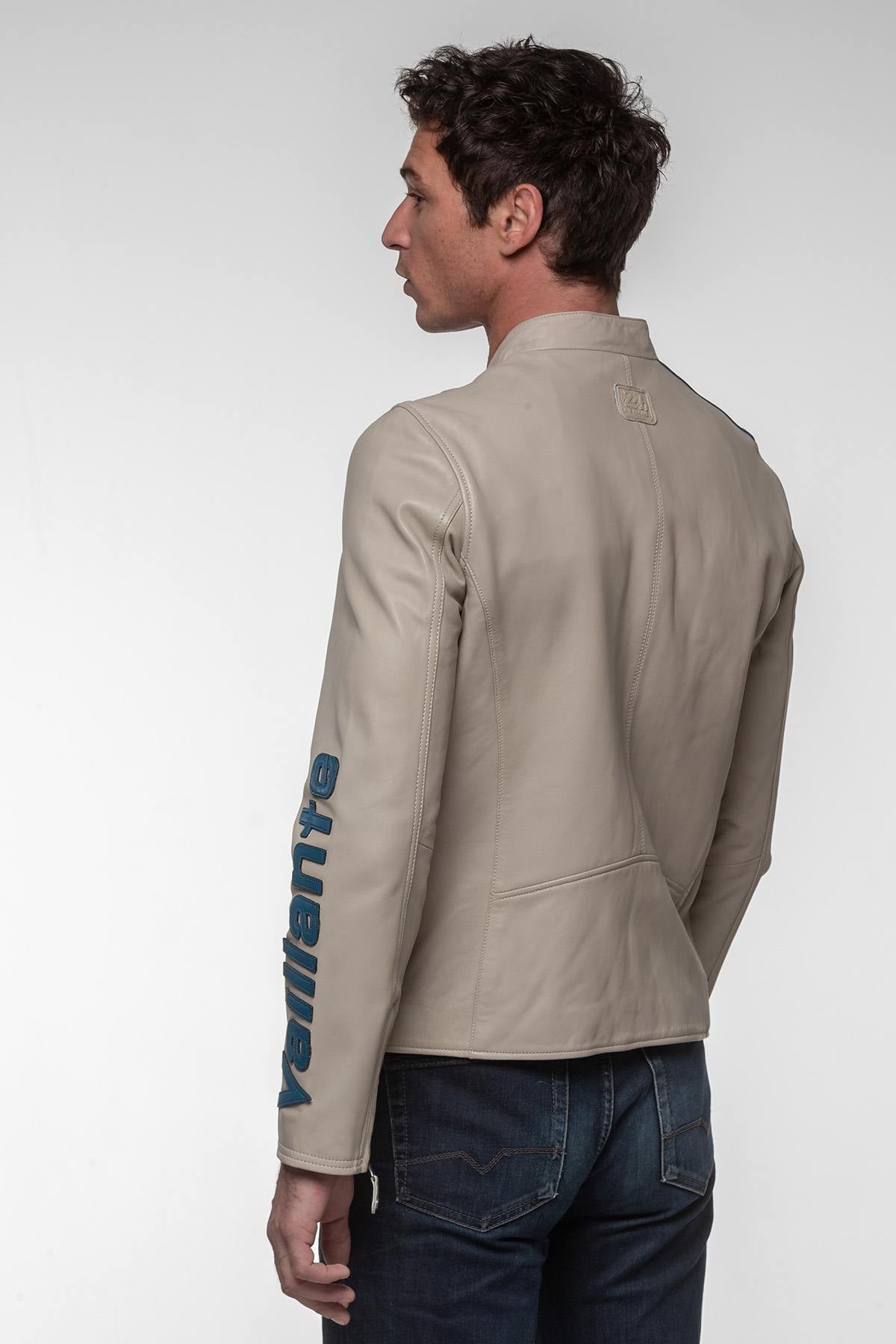 Ecru sheepskin jacket: lightweight, soft, and motorsport-inspired. - Image n°6