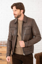 Mocha shirt collar leather jacket with two chest pockets - Image n°3