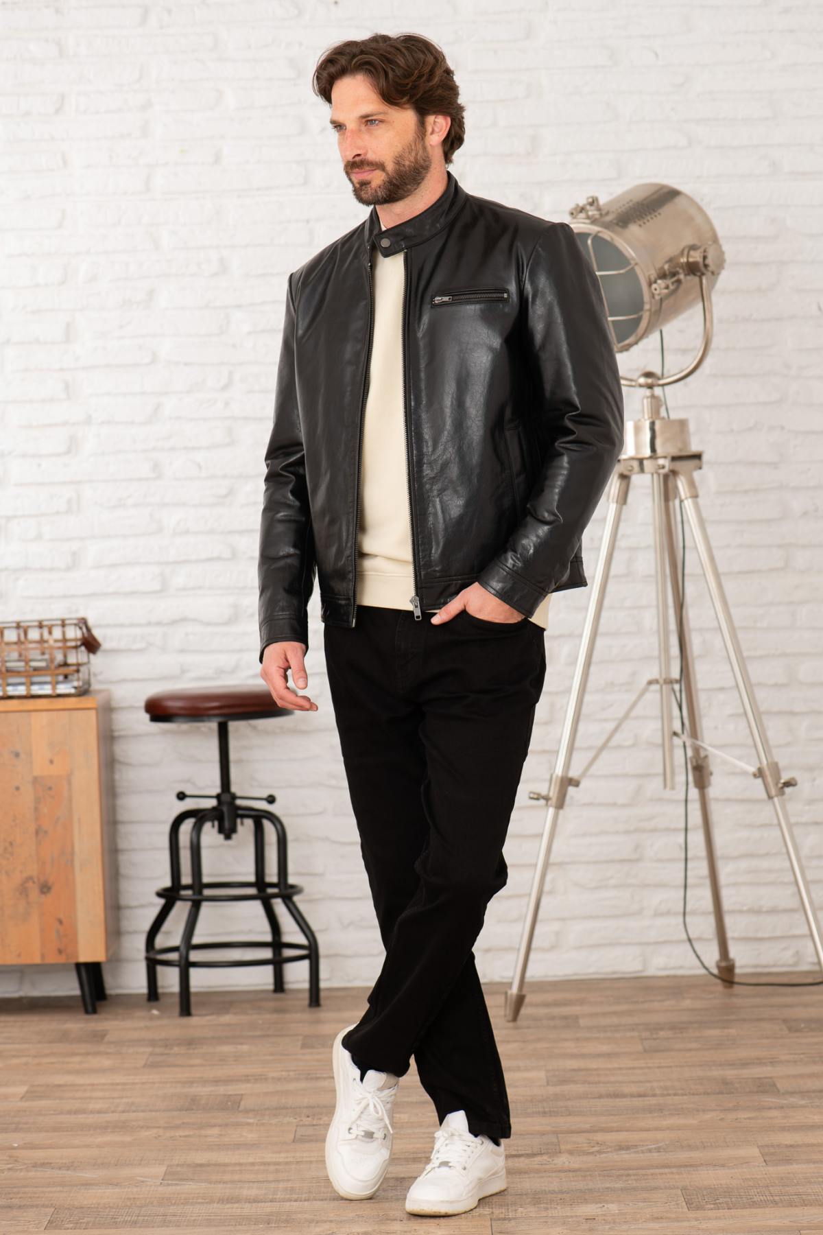 Black smooth leather jacket with minimalist biker collar - Image n°3