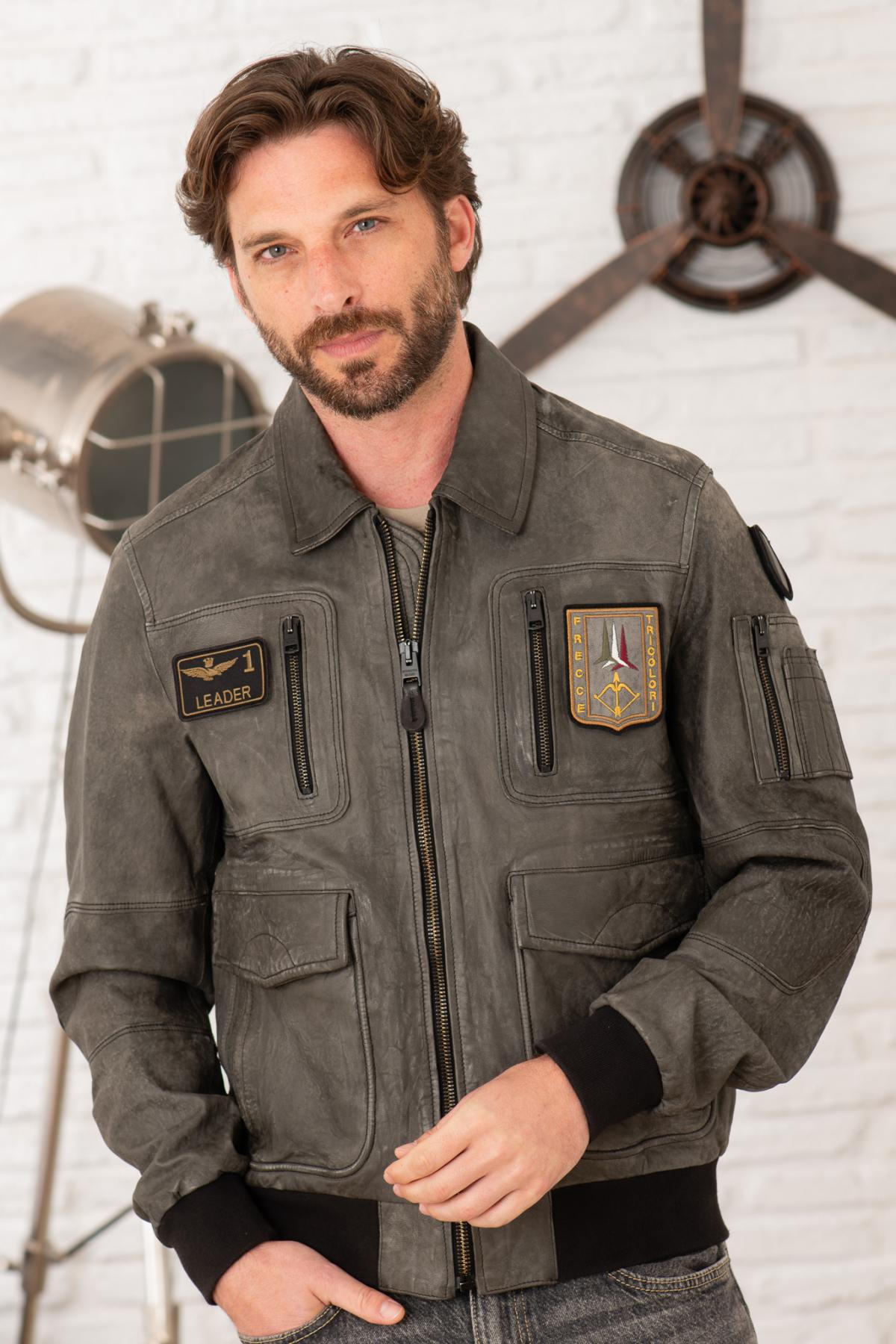 Italian grey sheepskin aviator jacket, military-inspired and timeless. - Image n°1