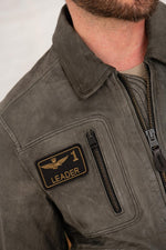 Italian grey sheepskin aviator jacket, military-inspired and timeless. - Image n°6