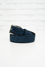 Navy blue full-grain leather belt - Image n°1