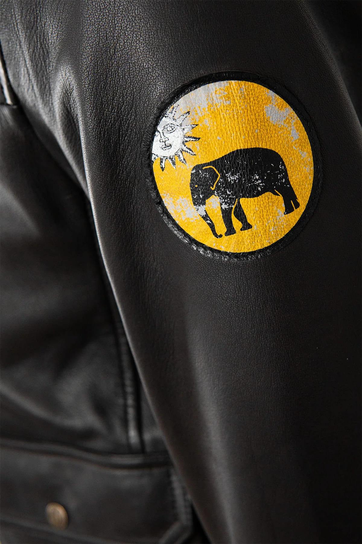 Limited edition brown leather jacket by Galiffi - Image n°3