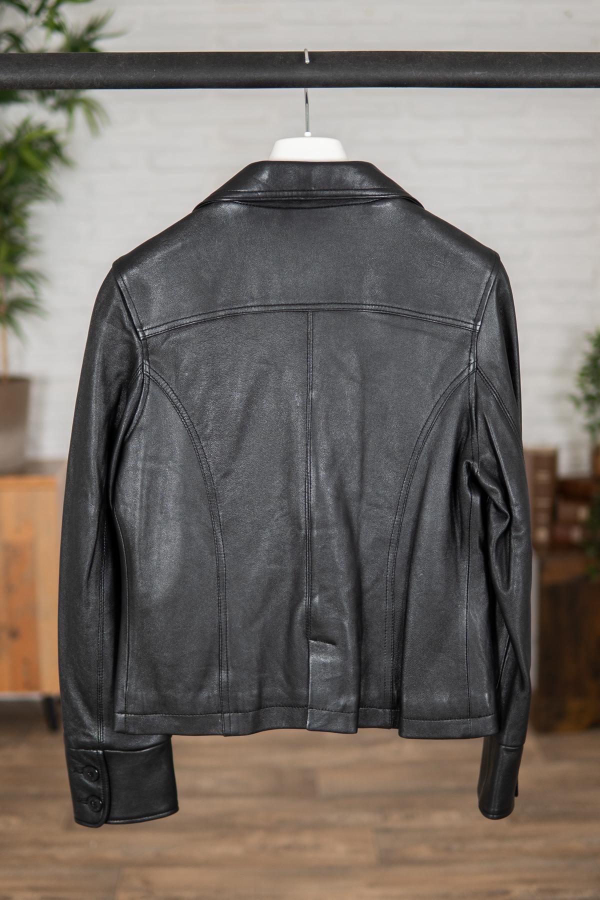 Short blazer for women in lambskin - Image n°2