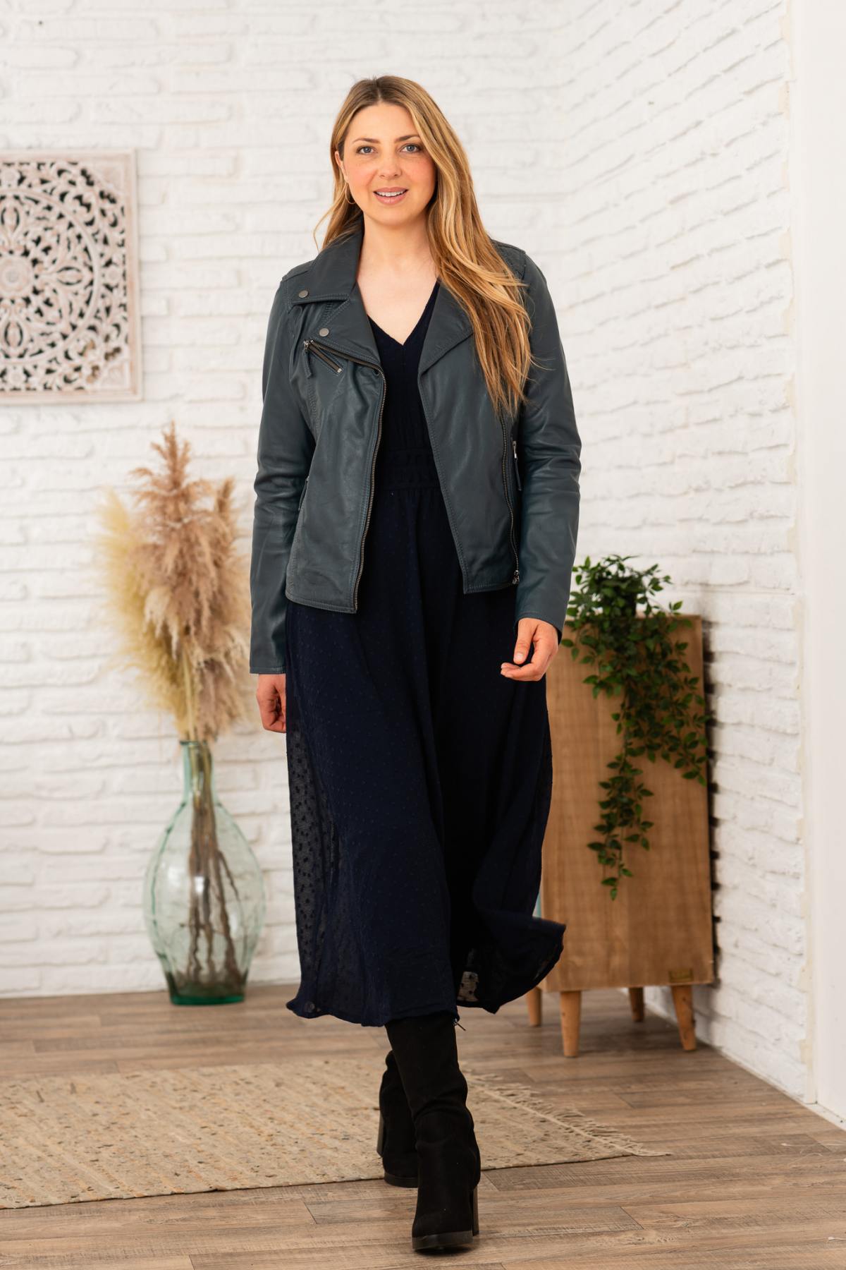 Blue leather biker jacket with floral cotton lining - Image n°2