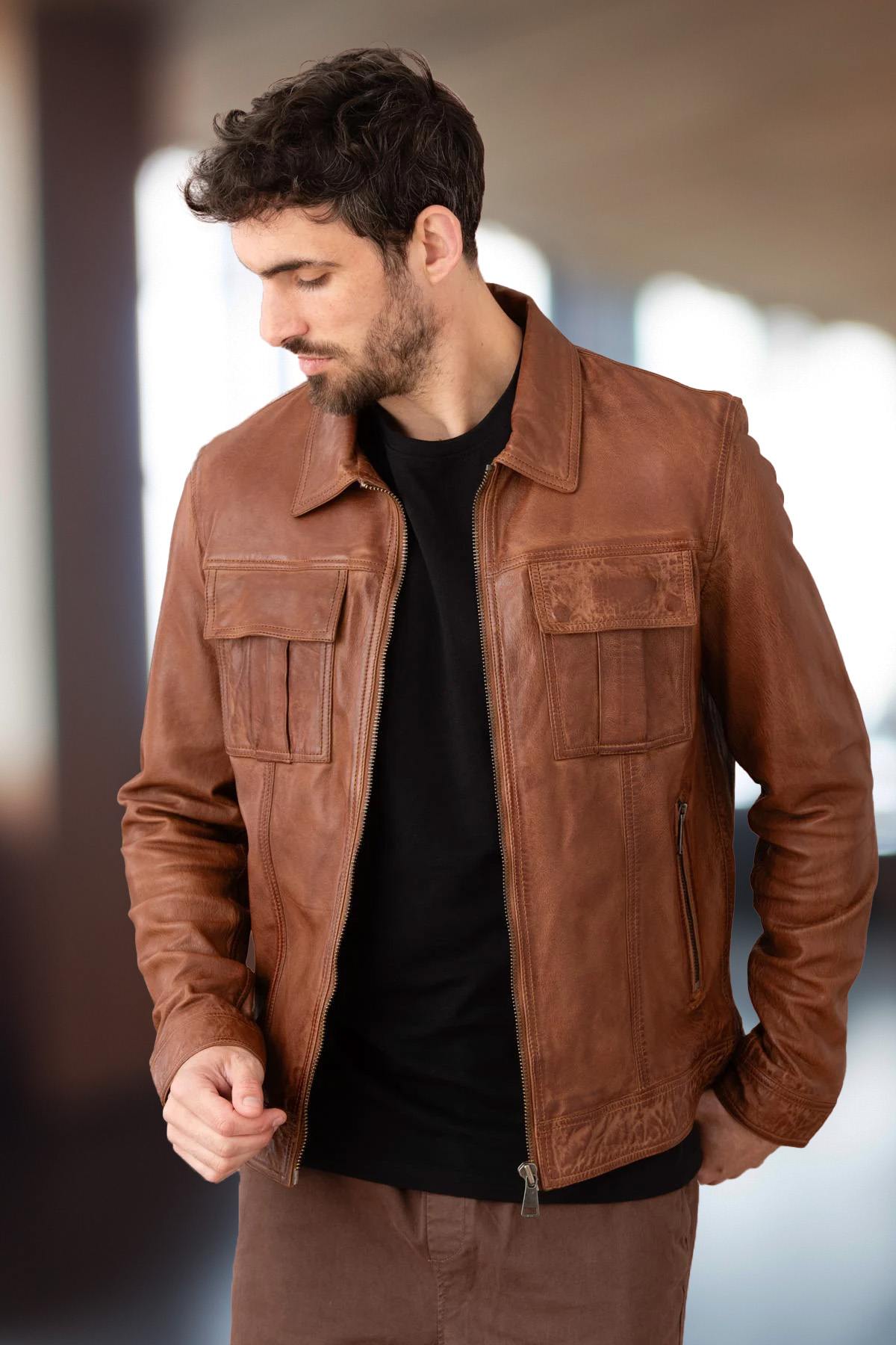 Cristo Vintage Cognac: aged lambskin, shirt collar, classic Redskins. - Image n°1