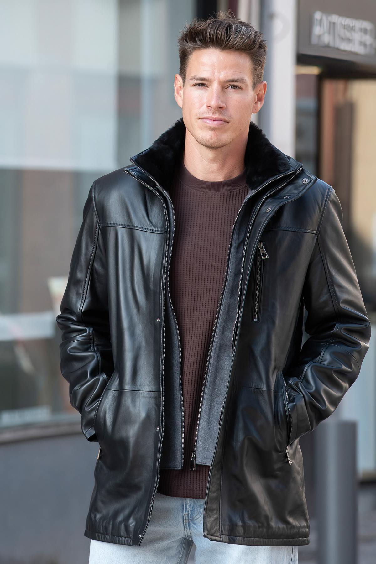 Black leather coat with stand-up collar and removable facing - Image n°1