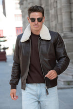 Classic Schott aviator jacket in brown cowhide with detachable collar. - Image n°1