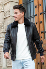 Brown sheepskin aviator jacket with removable collar for all seasons. - Image n°2