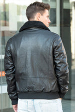 High-quality black leather aviator jacket for men - Image n°2