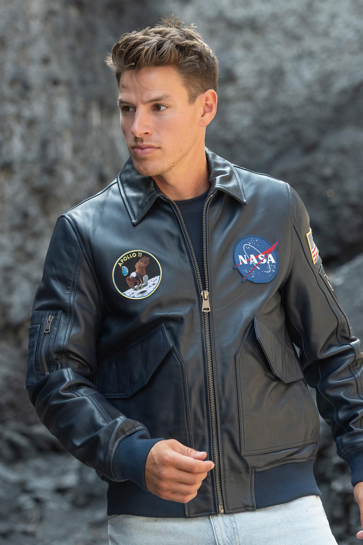 Officially licensed NASA navy blue shirt collar leather jacket - Image n°8