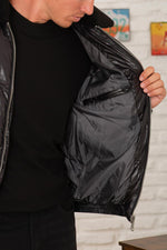 Black down jacket with faux fur collar, oversized fit - Image n°6