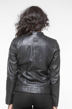 Black lambskin jacket, regular fit. Sporty and casual for all seasons. - Image n°3