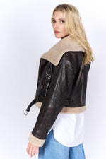 Dark brown leather cropped bomber jacket with faux fur - Image n°7