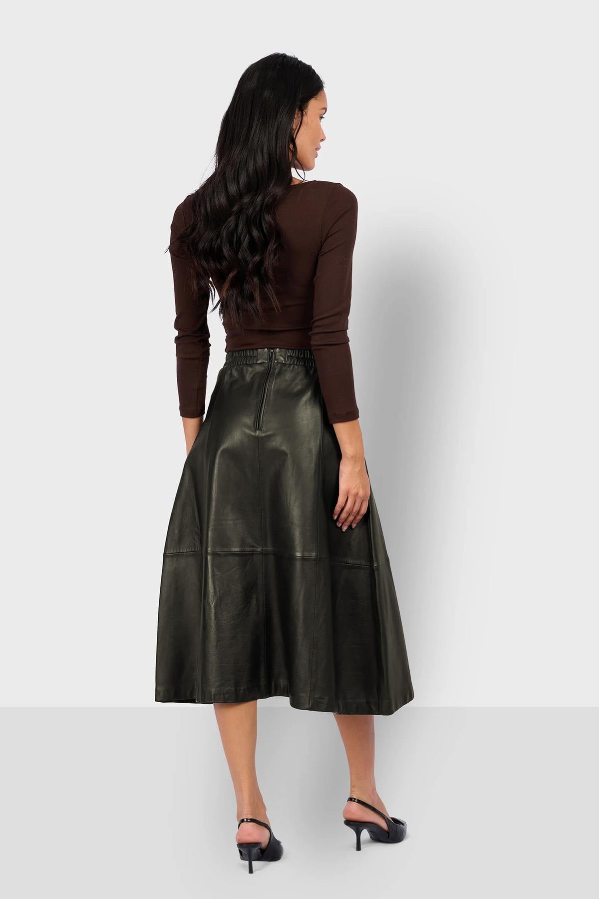 Dark khaki leather trapeze skirt - Image n°6