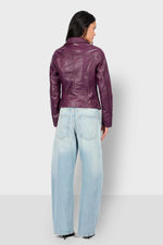Slim-fit violet lambskin biker jacket, perfect for all seasons. - Image n°7